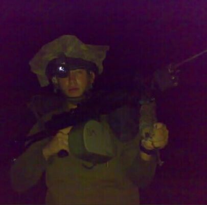  Rothschild,   Misha, 40 ,   ,   
