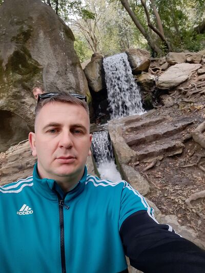  ,   Sreten, 37 ,   ,   