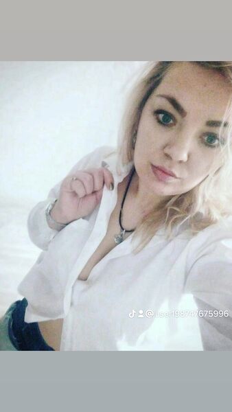  ,   Dana, 33 ,     , c 