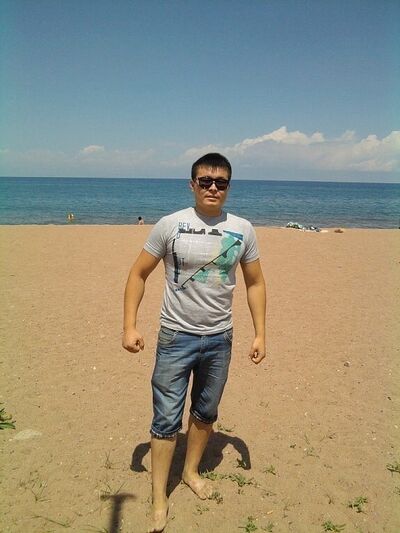  ,   Mika, 38 ,   ,   , c 