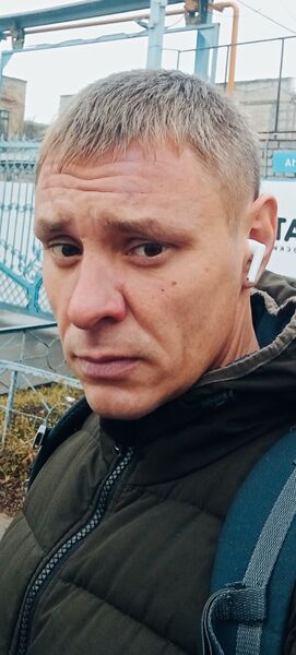   ,   Pavel, 38 ,   c , 