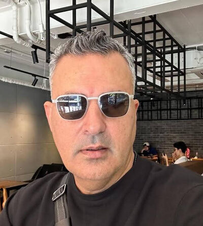  Holon,   Yossi, 54 ,   ,   , c , 