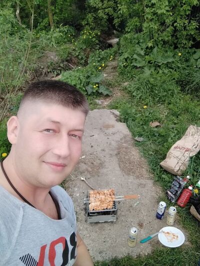  ,   Konstantin, 36 ,   ,   