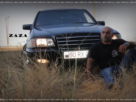  ,   Zaza, 44 ,   