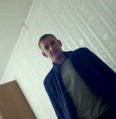  8425674  Vlad, 40 ,    