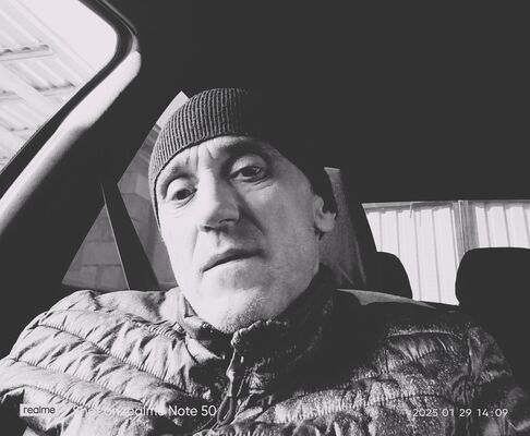  ,   Ali, 45 ,   ,   