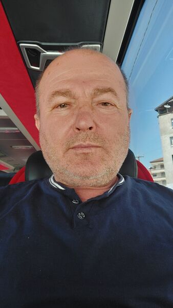  ,   Hyrttn, 52 ,   ,   