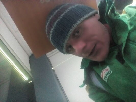  ,   Aleksandr, 42 ,   ,   , c 