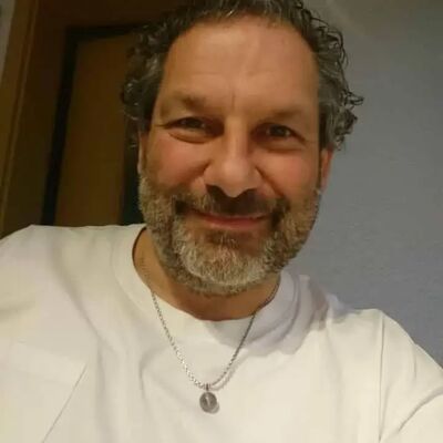  Lagos,   George, 58 ,     , c 
