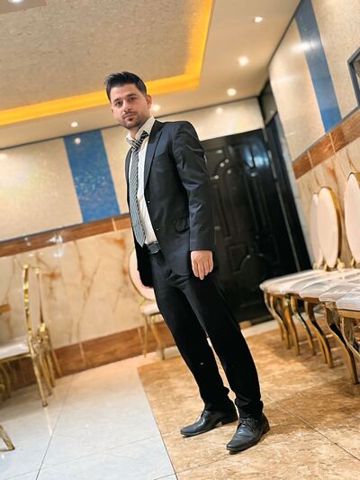  Sherman Oaks,   Hossein, 34 ,   ,   