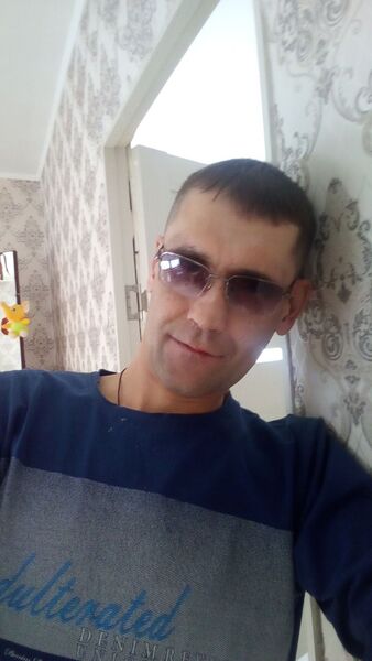  ,   Pavel, 42 ,   ,   