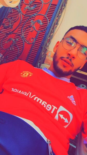  Algiers,   Rabeh, 25 ,   ,   