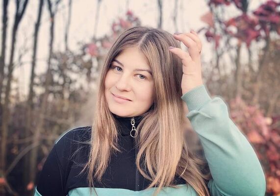  ,   Aliona, 27 ,   ,   
