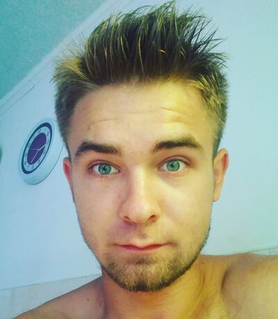  ,   Vass, 28 ,   