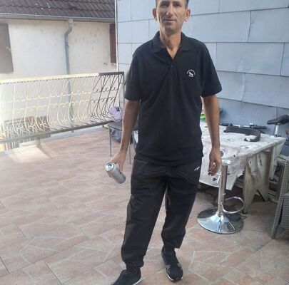  ,   Valeri, 47 ,   ,   