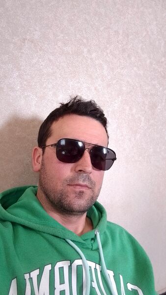  ,   Parviz, 30 ,   ,   , c 
