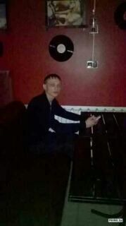  ,   Dj Makush, 32 ,   ,   , c 