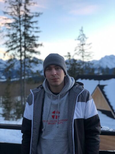  ,   Viktor, 28 ,   ,   