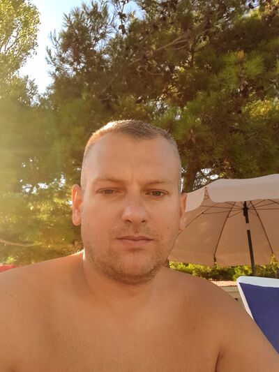  ,   Mario, 35 ,   ,   