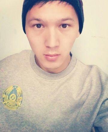  ,   Mahambet, 32 ,   