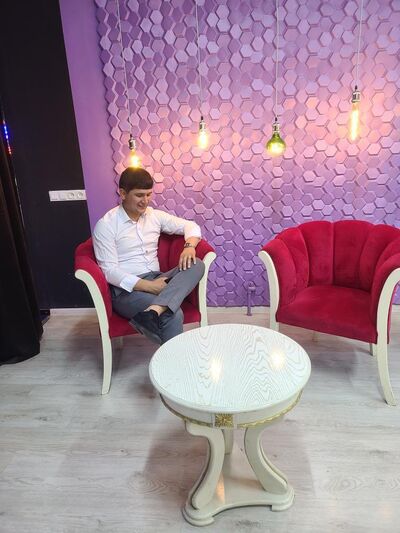  ,   Xayrulla, 28 ,   ,   