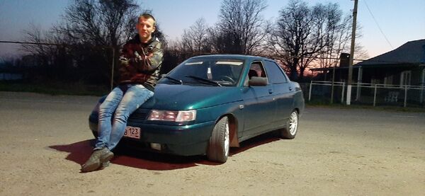  ,   Rodion, 27 ,  