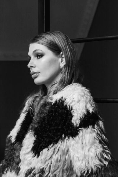  ,   Olga, 36 ,   c 