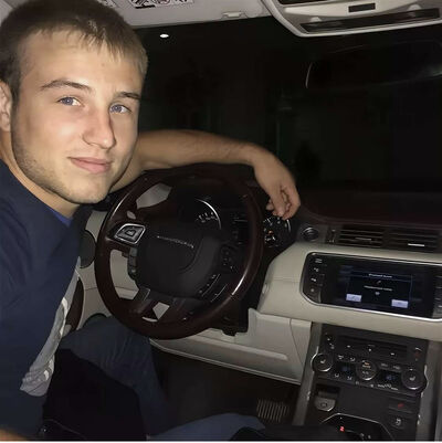  ,   Niko, 39 ,   