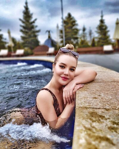  ,   Sandra, 36 ,   ,   