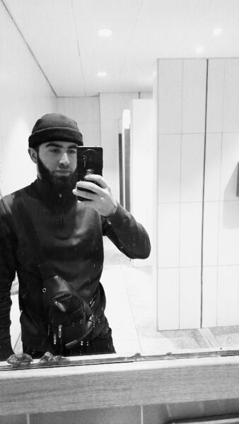  ,   Shahrom, 22 ,   ,   