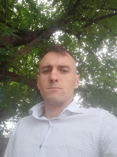  ,   Ionel, 30 ,   ,   