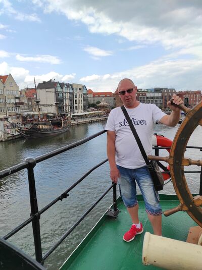  ,   Ivo, 49 ,   ,   