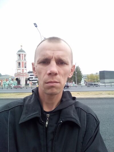  ,   Artem, 39 ,   c , 