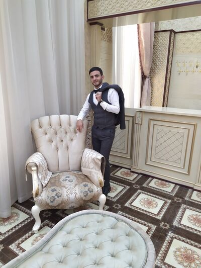  ,   Zaur, 37 ,   ,   , c , 