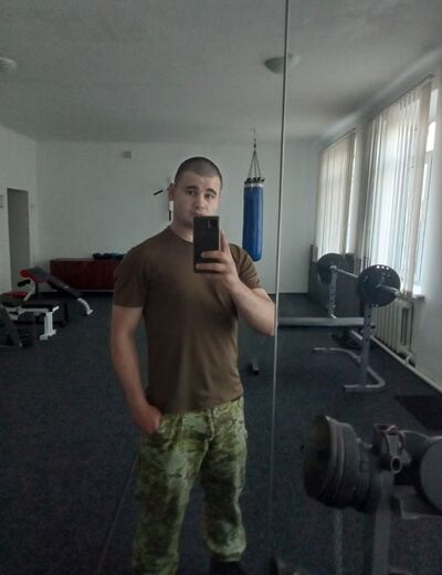  ,   Vlad, 28 ,   ,   