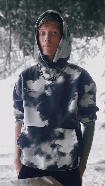  ,   Nikita, 21 ,   ,   