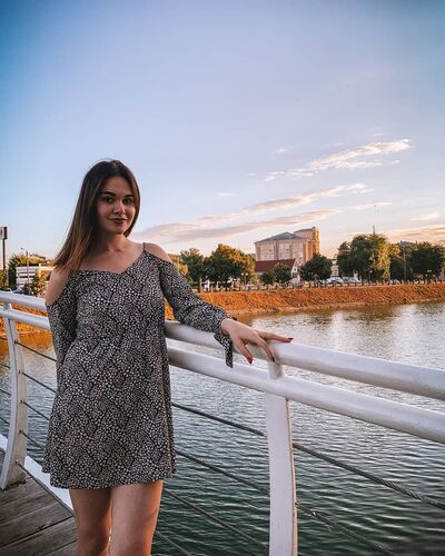  ,   Julia, 29 ,   ,   , c , 