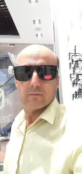  ,   Viktor, 41 ,   ,   , c 