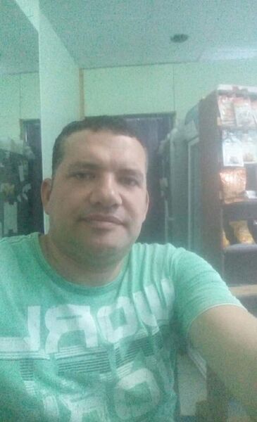 ,   Younes, 51 ,   ,   