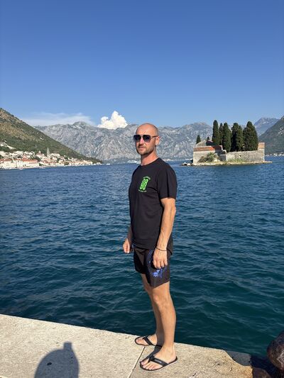  ,   Pavel, 45 ,   ,   , c 