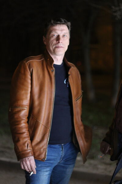  ,   Vlad, 54 ,   ,   