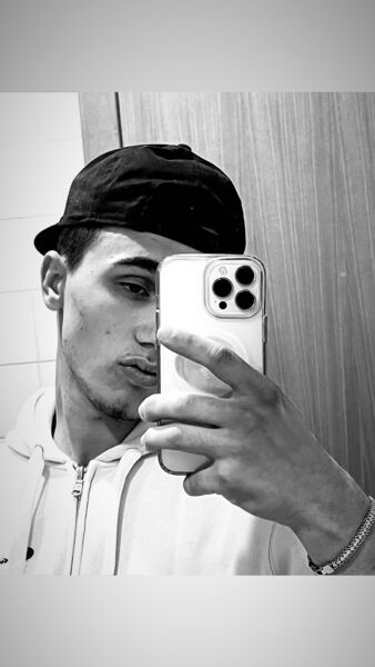  ,   Mikhail, 20 ,   ,   