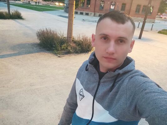  Stuttgart,   Grigore, 27 ,   ,   
