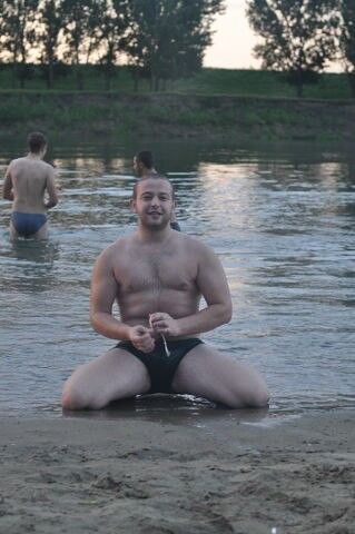  7565824  Vladimir, 33 ,    