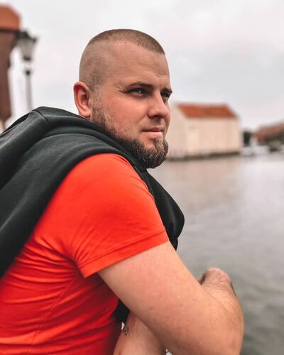  Essen,   Anton Plis, 50 ,   ,   , c , 