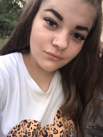  ,   Alina, 22 ,     , c 