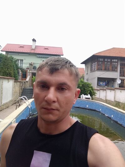  ,   Valentin, 37 ,   ,   , c 