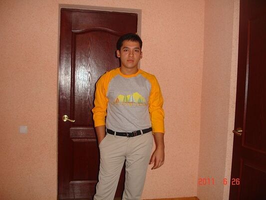 ,   Bob, 38 ,   