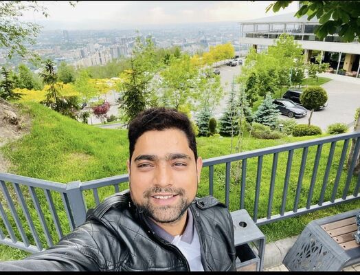  ,   Aashish, 34 ,   ,   