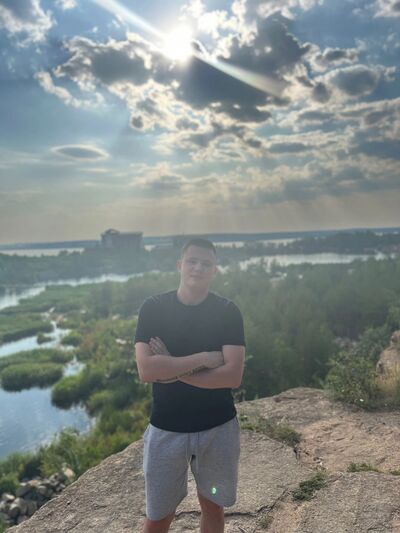  ,   Slava, 24 ,   ,   
